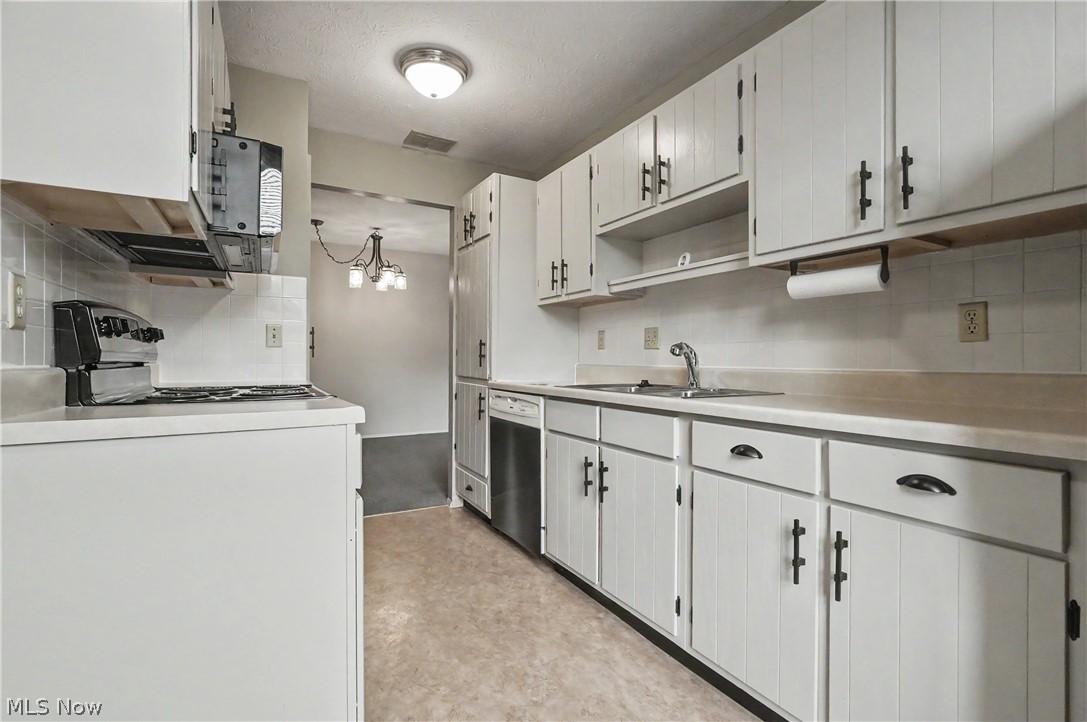 Silver Lake Towers - Residential
