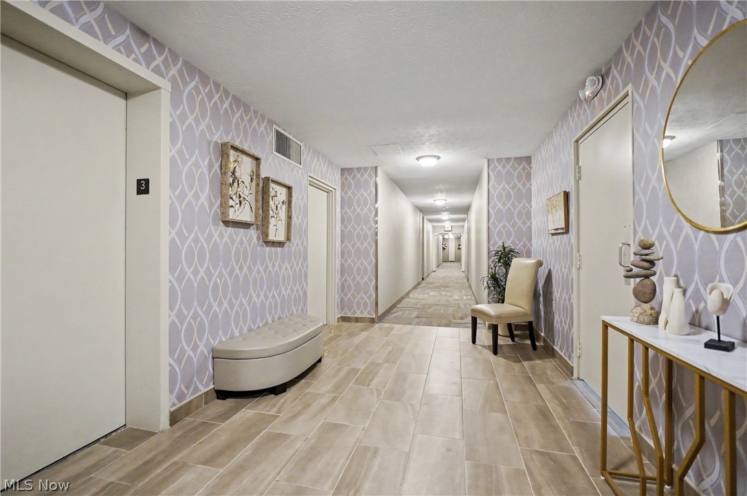 Silver Lake Towers - Residential