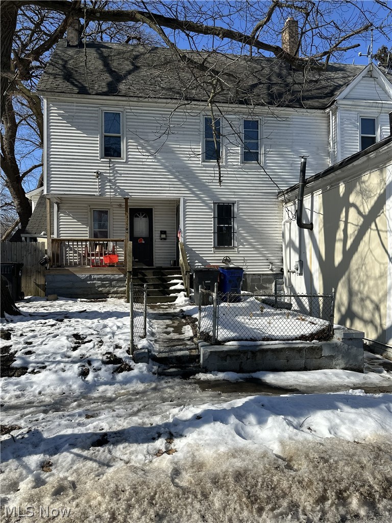 Davis & Grombachers - Residential Income