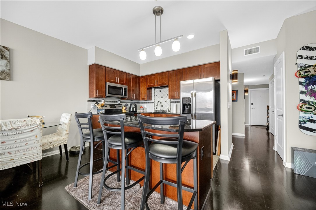 Stonebridge Plaza Condo - Residential