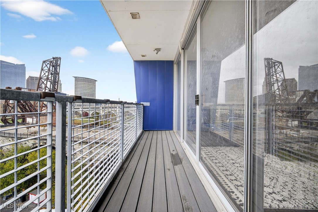 Stonebridge Plaza Condo - Residential