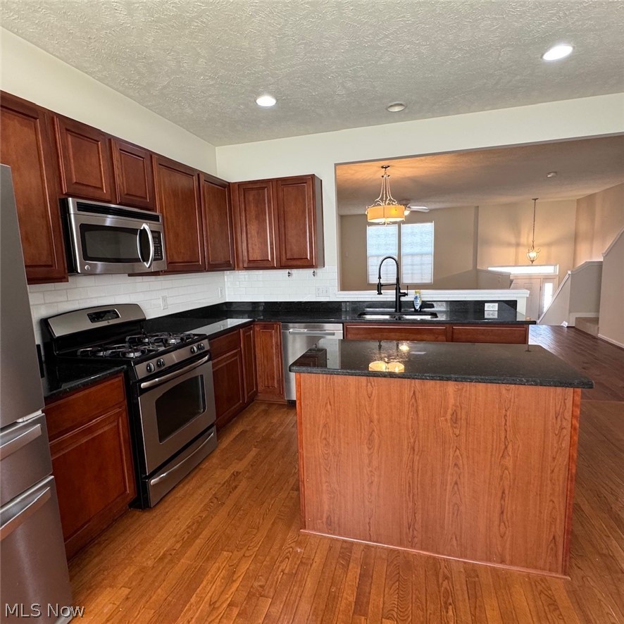 Montrose Park Ph 1 - Residential