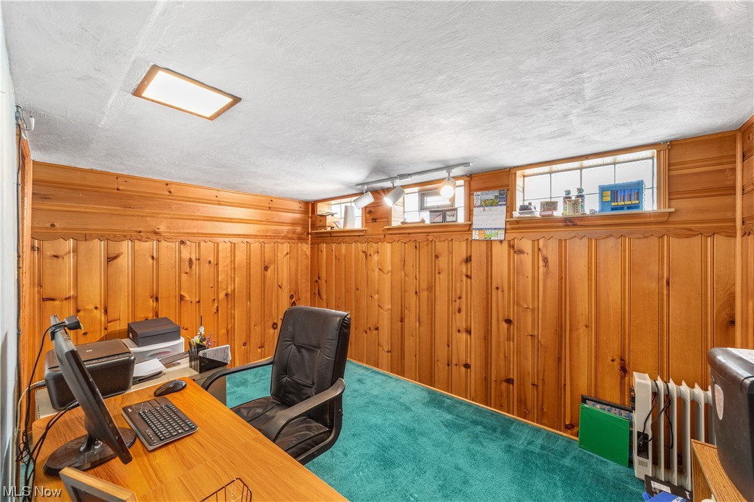 Walter H Tellings Broadfield S - Residential