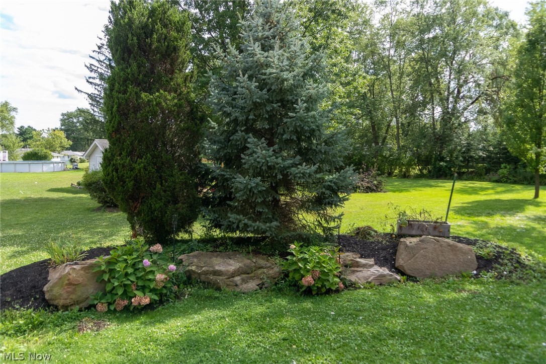 Briar Root Manor - Residential
