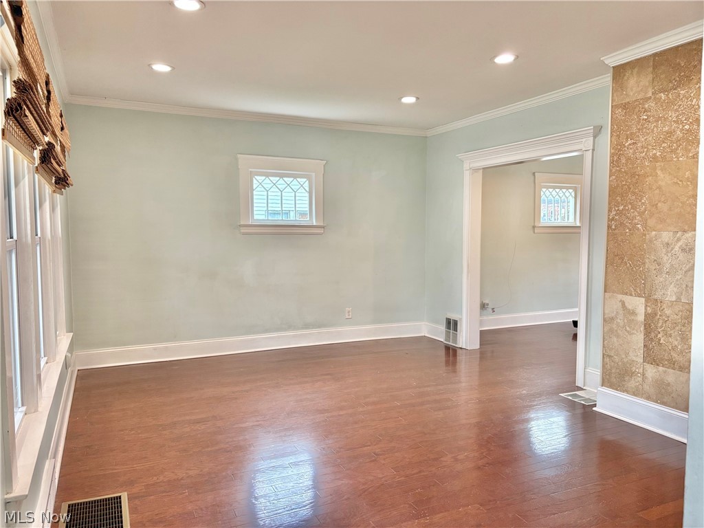 Hoyt - Residential