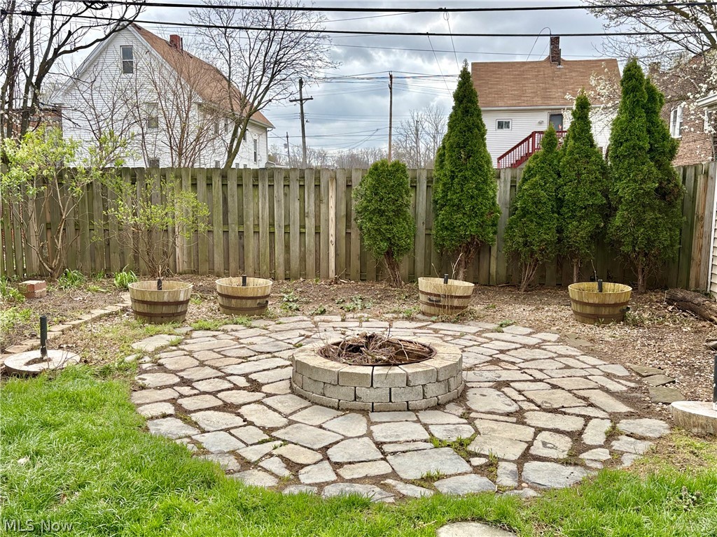 Hoyt - Residential