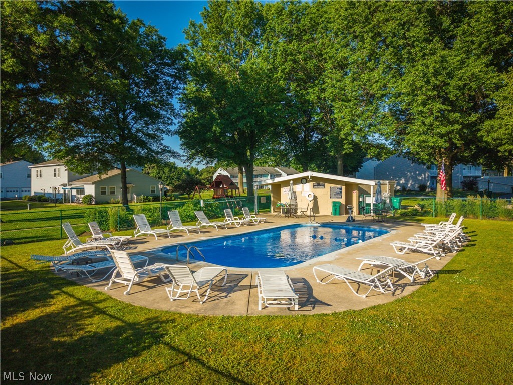 Fairway Villas Condo - Residential