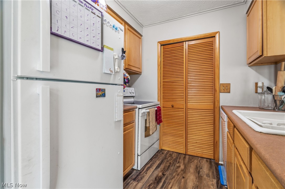 Fairway Villas Condo - Residential