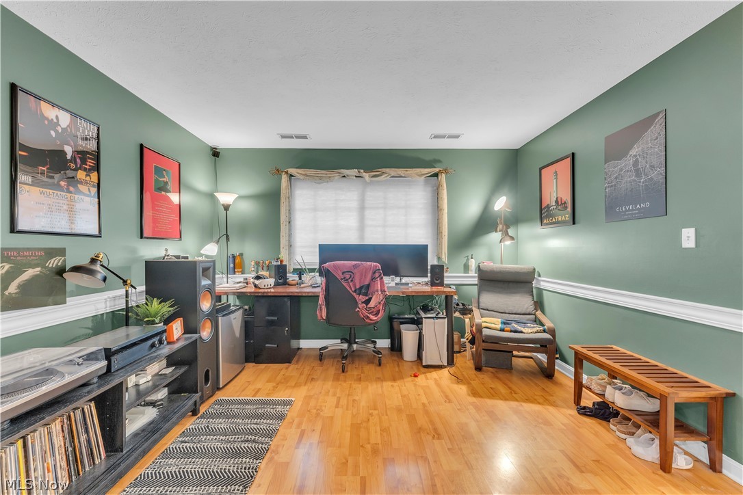 Colonial Park - Residential
