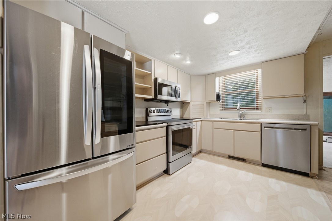 Fairwynde Glens - Residential
