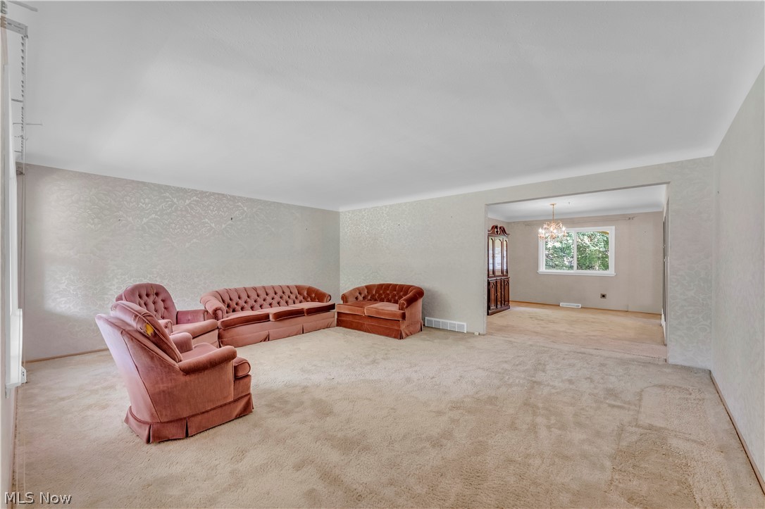 Williamsburg Estates - Residential