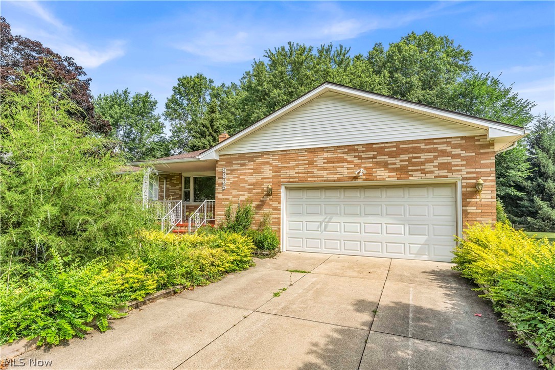 Williamsburg Estates - Residential