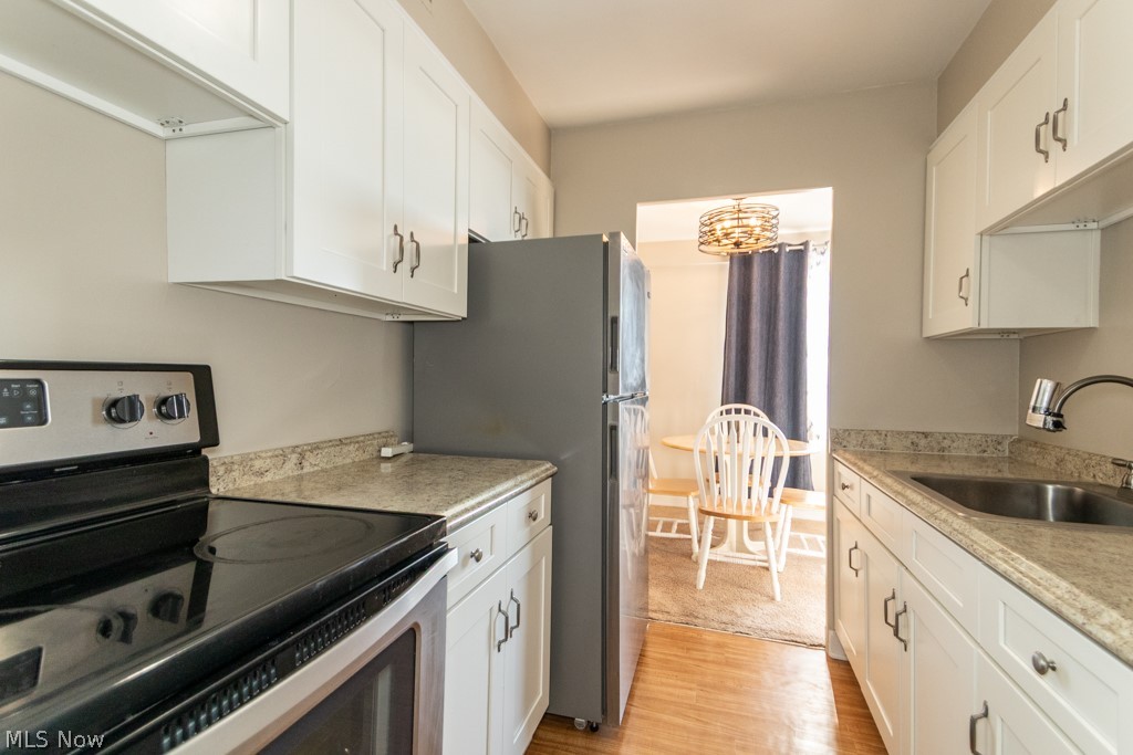 Lake House Condo - Residential
