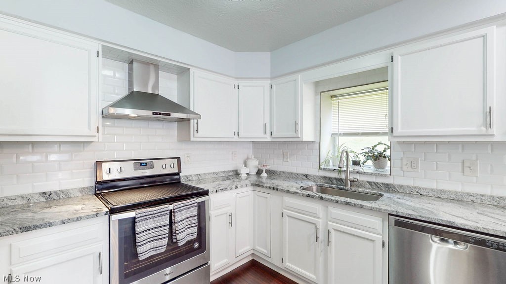 Hilltop Terrace Condo - Residential