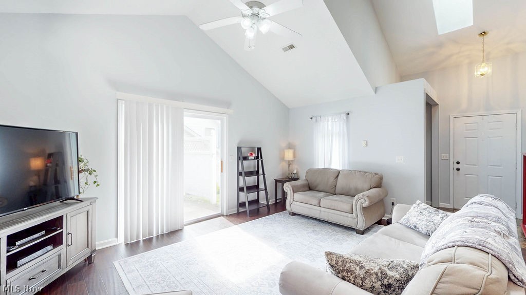 Hilltop Terrace Condo - Residential