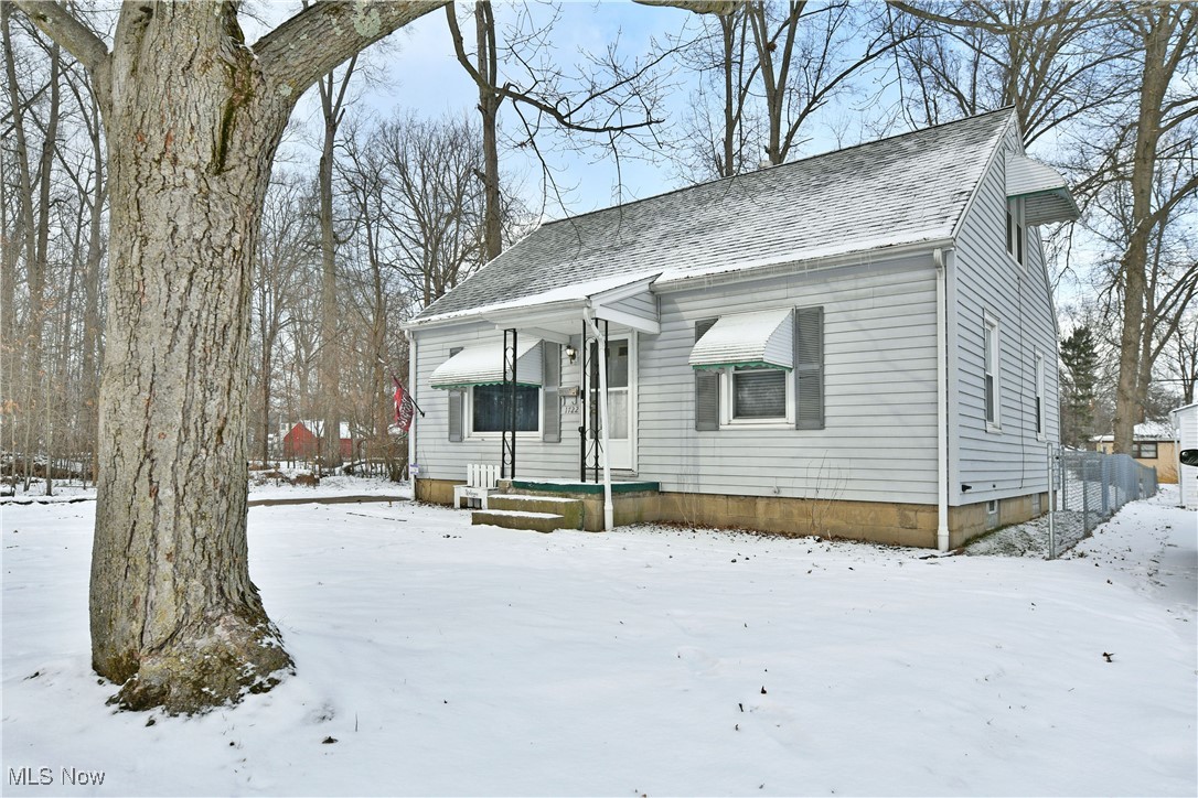 This adorable Cape Cod on the NW side of Warren is updated and move in ready for you! Welcome to 1722 Bradford St NW located on a dead end street in a quiet, tucked away neighborhood just minutes from everything! The living room welcomes you as you enter with luxury vinyl flooring falling underfoot. This flows throughout the entire first floor lending a sense of cohesiveness to the space. The updated eat-in kitchen is steps away and offers plenty of cabinet storage, countertops and updated appliances. The chef in your home is all set to get to work! Around the corner you will find the updated full bath, hallway linen storage and 2 nicely sized bedrooms with ample closet space. The second floor becomes your retreat with an oversized bedroom and additional space for work from home, social media area, or a cozy spot to curl up with a good book! The basement is home to laundry services, mechanicals, and plenty of space for storage or an additional living area. What are you waiting for? Call today for your personal tour! *Updates Kitchen Cabinets 2022, Appliances 2022, First Floor Vinyl Flooring 2022, Paint 2022, Lighting 2022.*