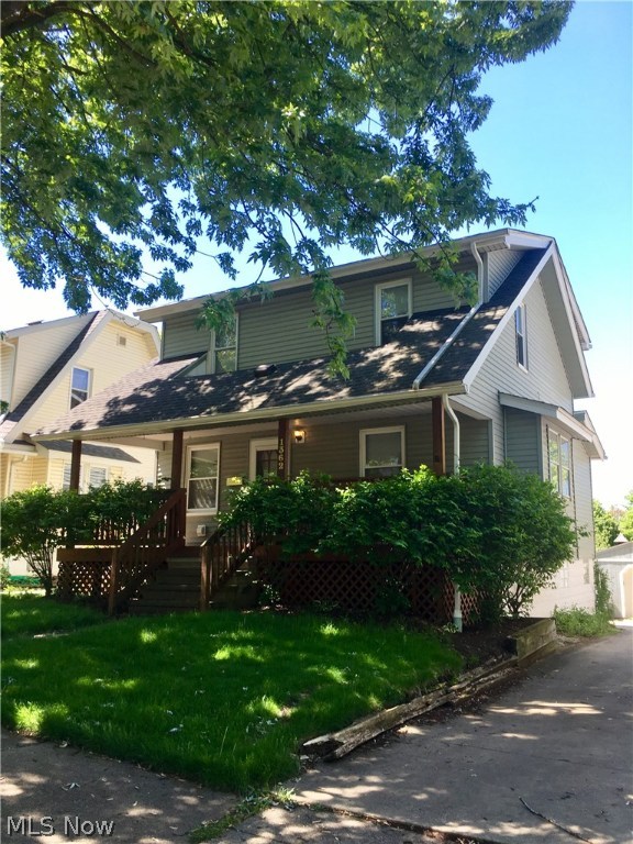 Charming and well cared for colonial Firestone Park! Clean, bright and sunny home with lots of natural woodwork and built ins. . Eat in kitchen
formal dining room, decorative fireplace, updated bathroom. Great front porch to enjoy this summer! Full basement, oversized detached garage and fully fenced back yard!. Dont miss it!