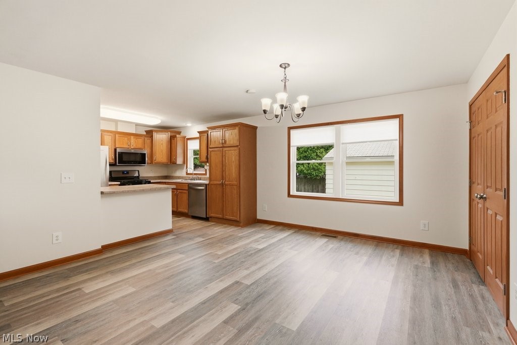 Meadowbrook Lake - Residential