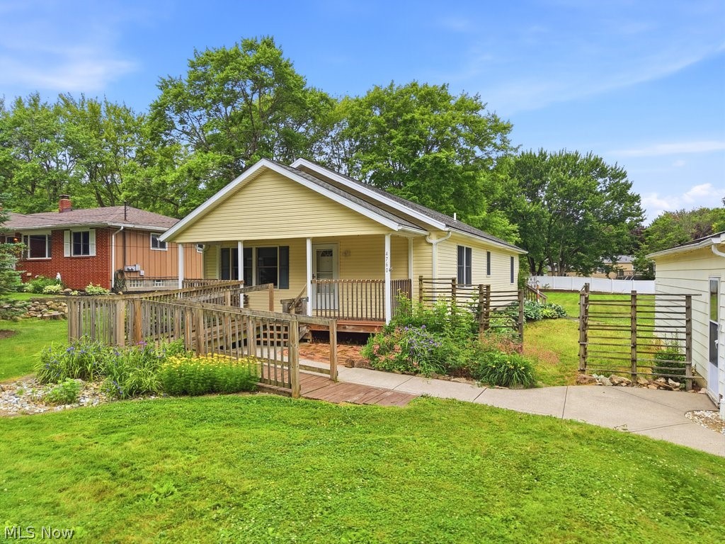 Meadowbrook Lake - Residential