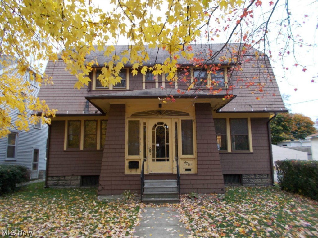 CHARMING!!! Four bedroom, 1.5 bath colonial on a corner lot. Lots of charm!!! Living room with FP, dining room, original hardwood. A MUST SEE!!! Just add your touch and call this home! Call Today!!! This is a Fannie Mae HomePath Property. The seller has directed that all offers on this listing be made using the HomePath Online Offer system. Check HomePath website for more details.