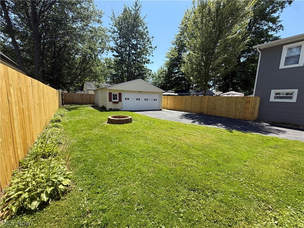 Mentor Beach Park 02 - Residential