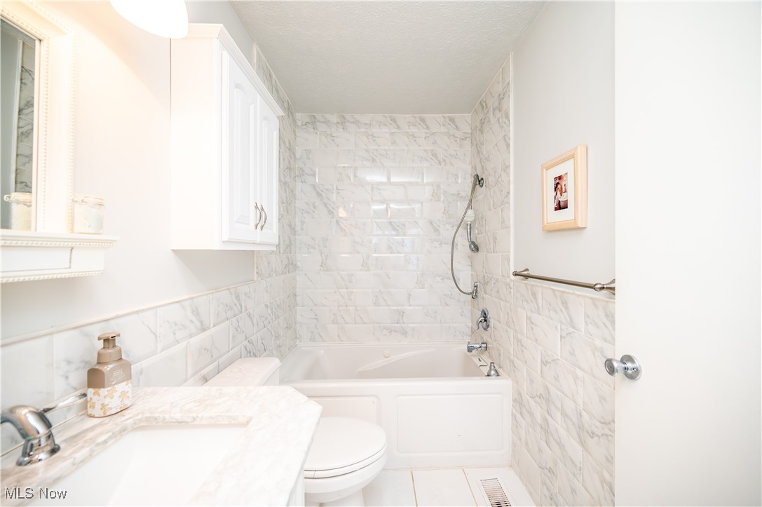 Windward Hills Condo - Residential
