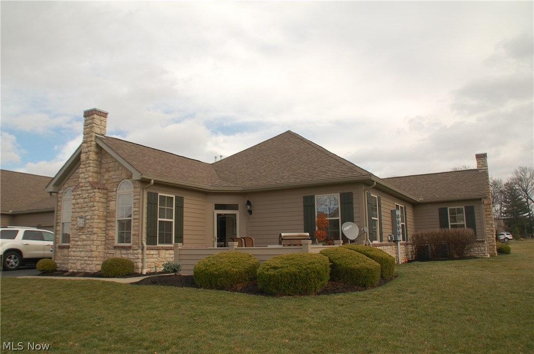 Well appointed condo.  End unit.  Close to golf course and cedar point.  Very Open Floor plan.  Gas fireplace & cathedral ceiling.  Open kitchen with eat-at bar & all appliances stay.  Private patio with fence.  Clubhouse with fitness room, heated poll & Large entertaining space.  Charming must see!!