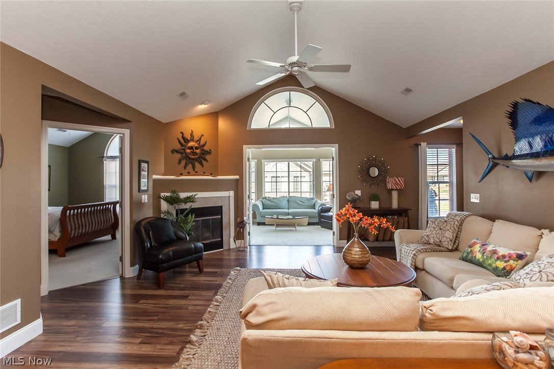 Fairway Villas - Residential