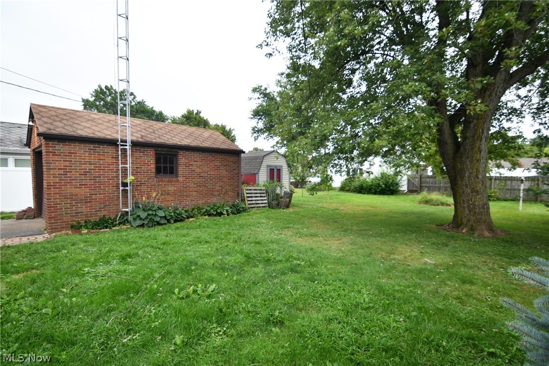 West Manor - Residential