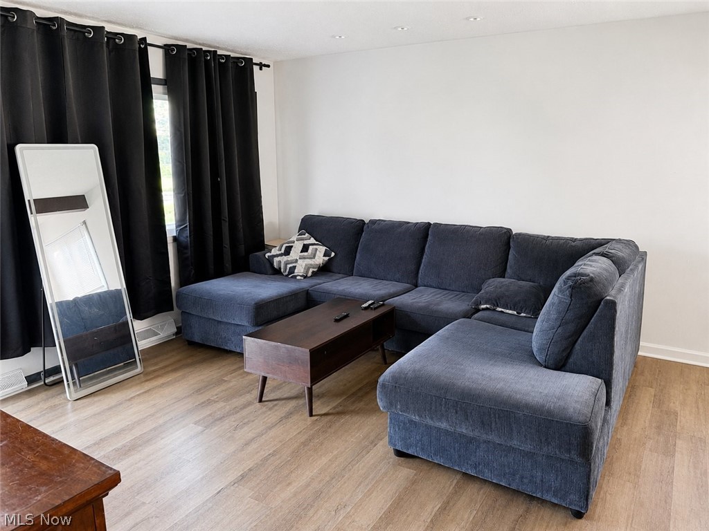 Knickerbocker Sub - Residential