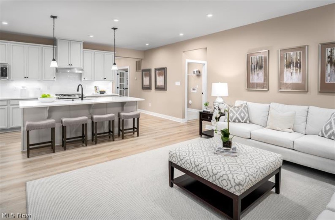 Falls Glen - Residential