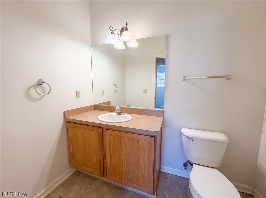Commons/Falls Condo Ph 02 - Residential