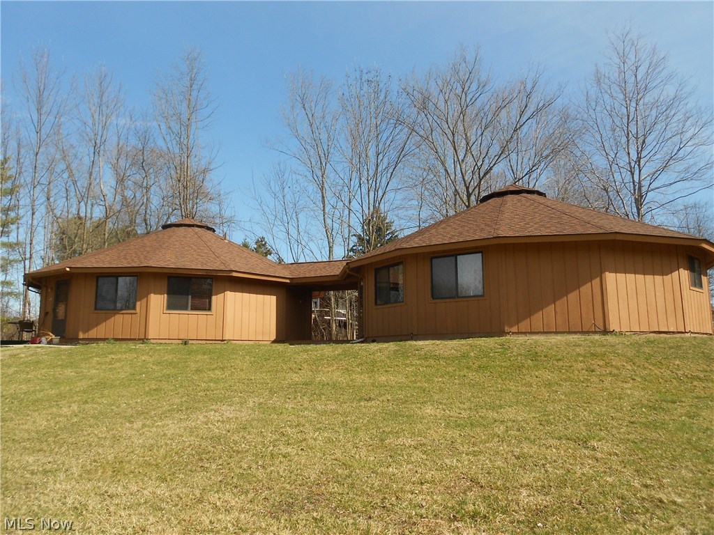 Attention Investors looking for fantastic opportunity close to KSU & NEOMED!  This is a very unique private property offering 2 contemporary twinplexes (Eagle Nest/round style), all units offer sliders off kitchen to private deck, private laundry room & 1 car garage.  There's an extra 4 car garage with loft storage & there's extra land to build another twinplex (check with zoning). New roof ('09 - 30 yr shingle) - both twinplexes.    

Unit 5101 - 3 bed/1 bath, newer living room carpeting, hot water tank ('07).  
Unit 5103 - 2 bed/1 bath, newer carpeting throughout, hot water tank ('13), interior painted ('14).  
Unit 5109 - 2 bed/1 bath, newer carpeting throughout, freshly painted & new stove/refrigerator ('15).  
Unit 5111 - 2 bed/1 bath, hardwood floors in kit ('13), hot water tank ('07), stove/refrigerator ('13)

This property offers long time tenant history and is owned by it's original owner.  Tenant pays electric.  Gorgeous views from each unit.
Sewer, water and trash ar