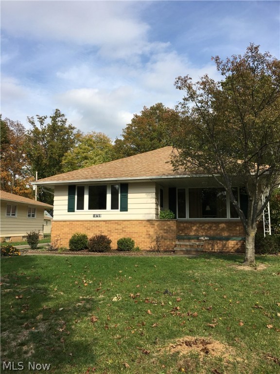 Come check out this cozy ranch in a great location!  close to the park and school, shopping and interstate
Hardwood floors throughout, bright open floor plan, 3 nice size bedrooms  Both bathrooms updated, main bath has heated ceramic floors.  2 huge rooms in the lower level just waiting for your finishing touches.  Outside a great back yard, an oversized 2 car garage and raised garden beds for planting