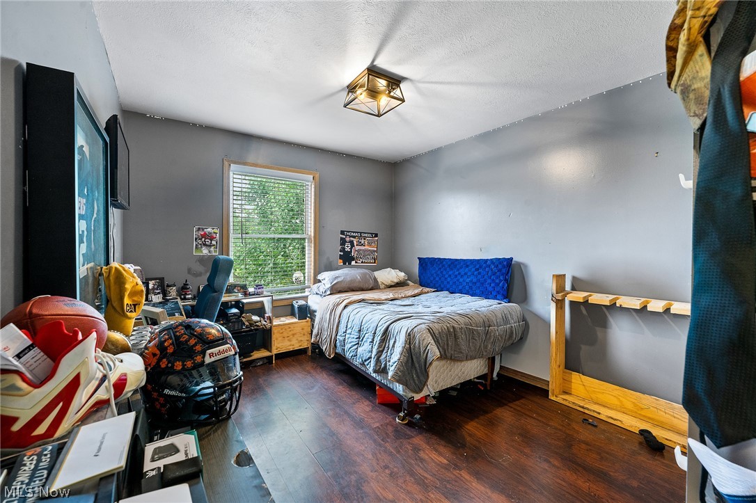 Carrousel Corners 1 - Residential