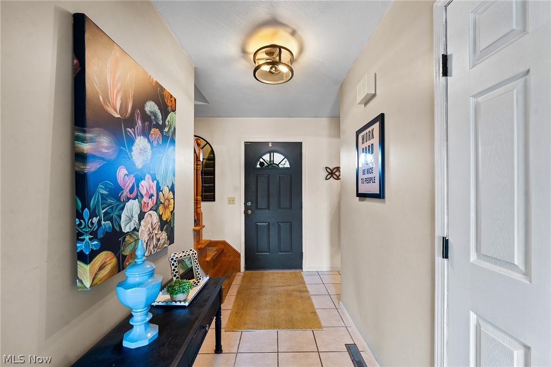 Carrousel Corners 1 - Residential