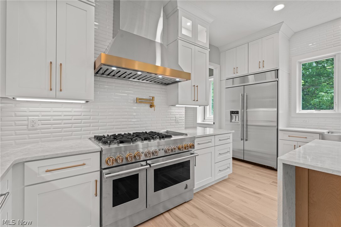 Shaker Country Estate 32 - Residential