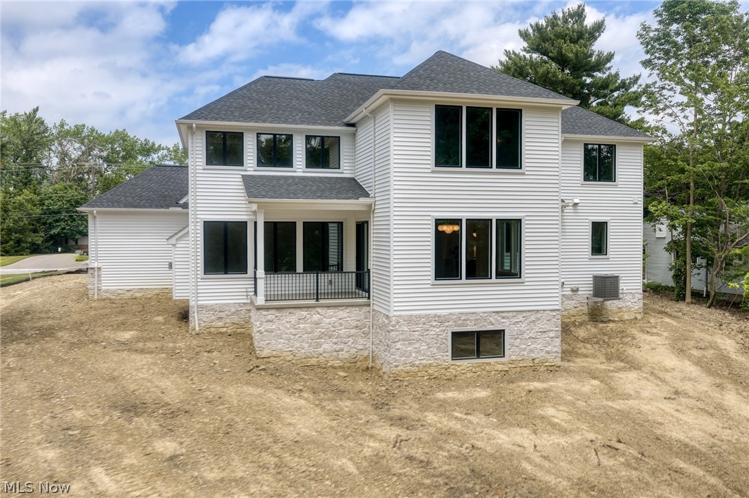 Shaker Country Estate 32 - Residential