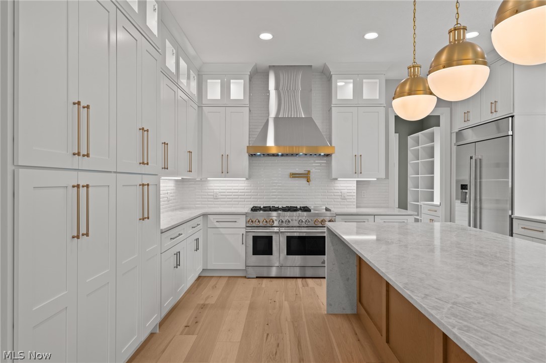 Shaker Country Estate 32 - Residential