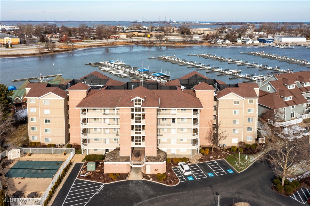 Marina Tower - Residential