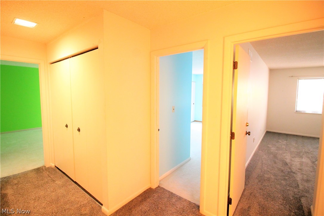 Hampton Woods - Residential