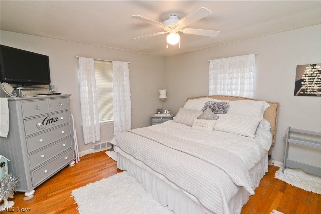Meadowbrook Vill - Residential