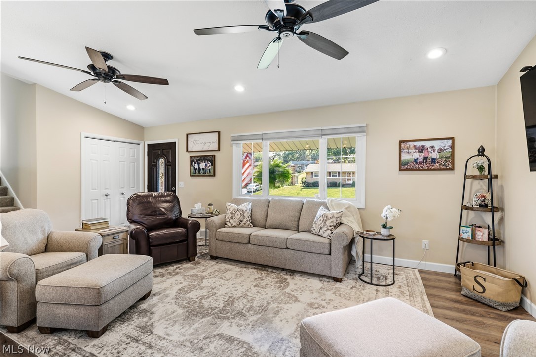 Plymouth Knolls - Residential