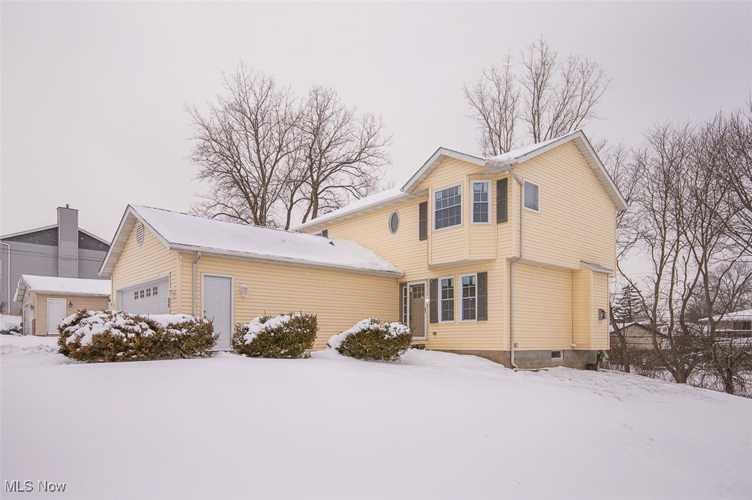 Cape Cod Estates - Residential
