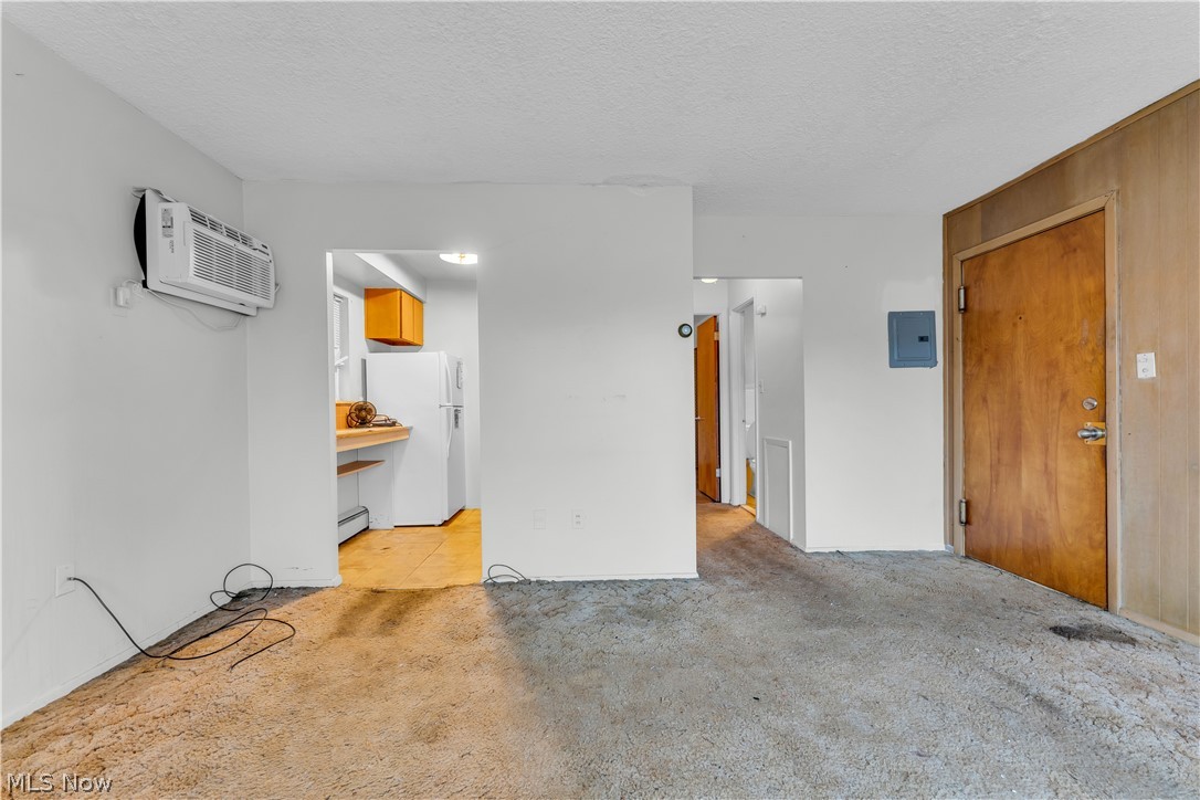 David G Kangessers Dakan 15 - Commercial Sale