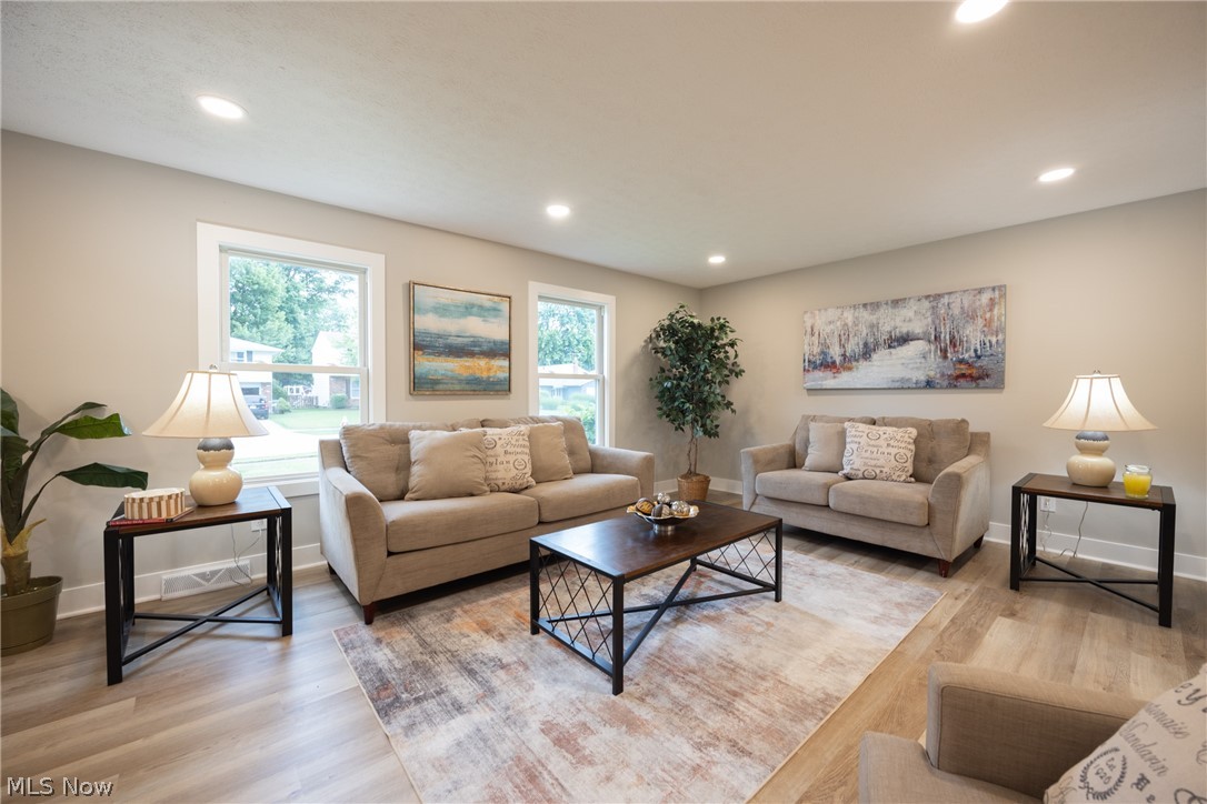 Eastlake Estates 01 - Residential