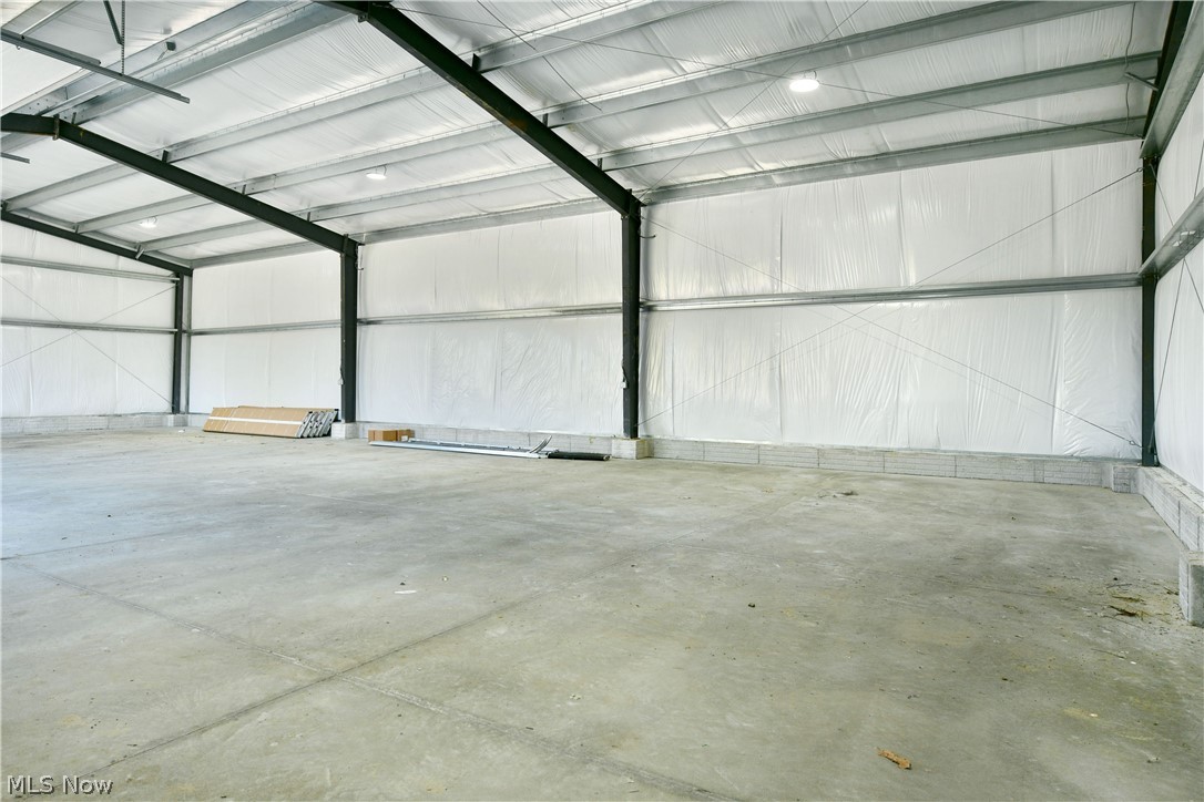 Lakewood Acres - Commercial Lease
