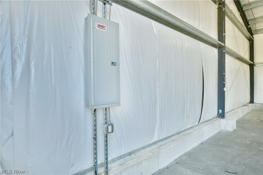 Lakewood Acres - Commercial Lease