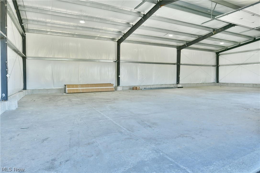 Lakewood Acres - Commercial Lease