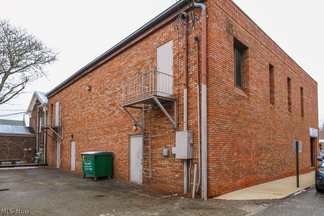 Ravenna - Commercial Lease